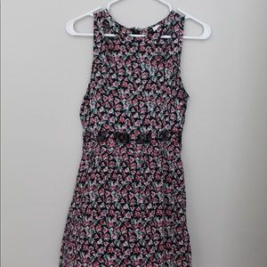 Cut-out floral dress🌺